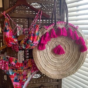 Tassel Straw Beach Tote with Hot Pink Accents NEW-$118
